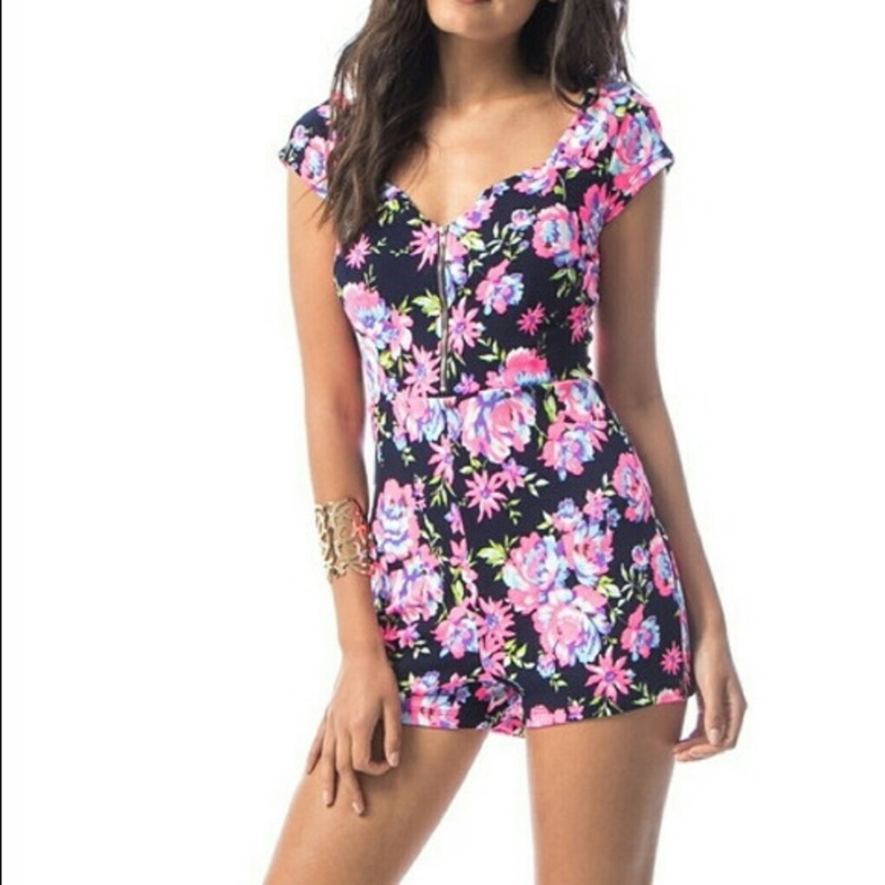 NWT floral romper